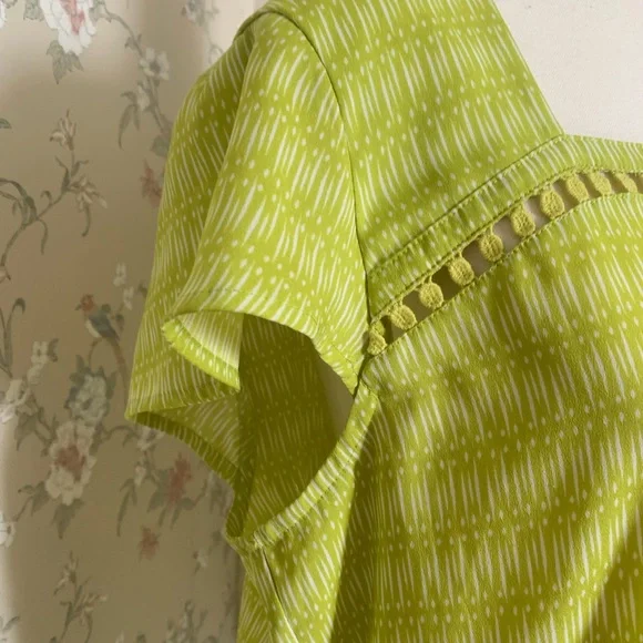 Ann Taylor | patterned top - Picture 3 of 5